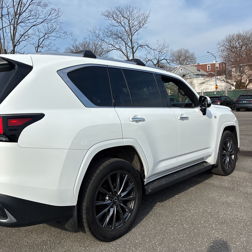 2024 Lexus LX 600 F SPORT Handling