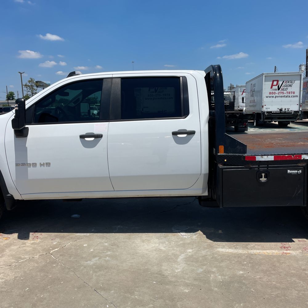 2023 Chevrolet Silverado 3500HD CC Work Truck