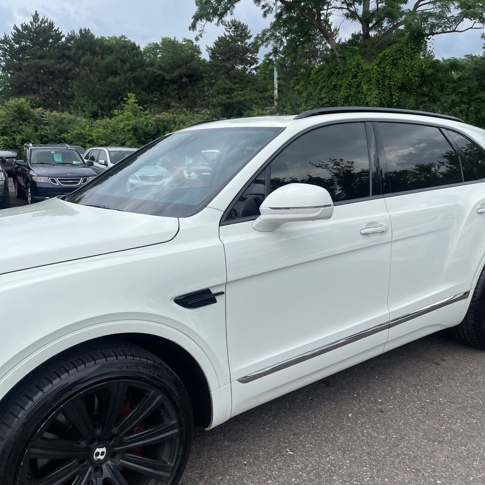 2017 Bentley Bentayga Base