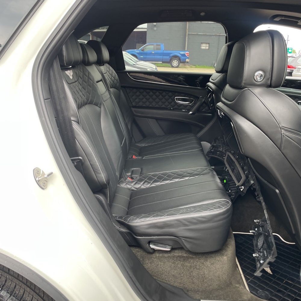 2017 Bentley Bentayga Base