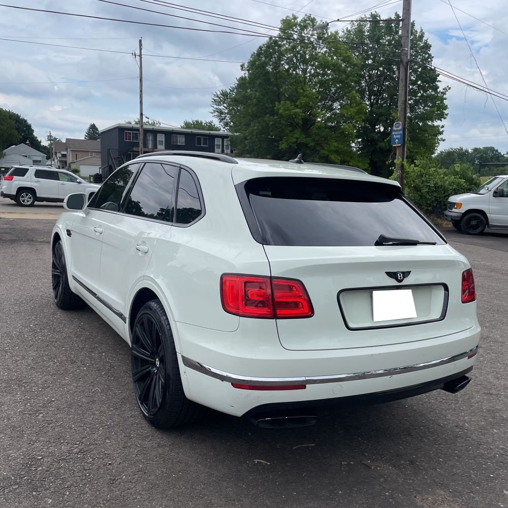 2017 Bentley Bentayga Base