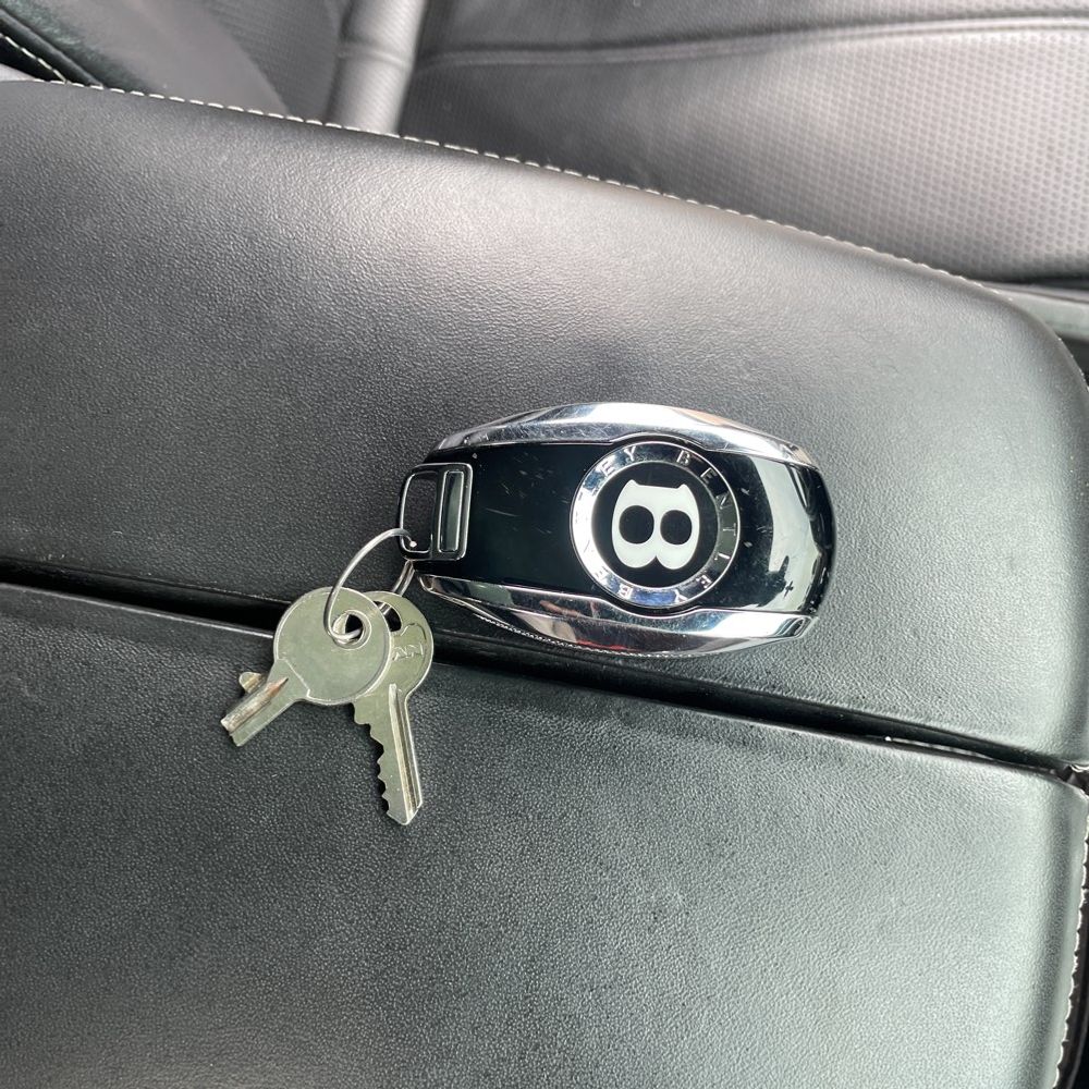 2017 Bentley Bentayga Base