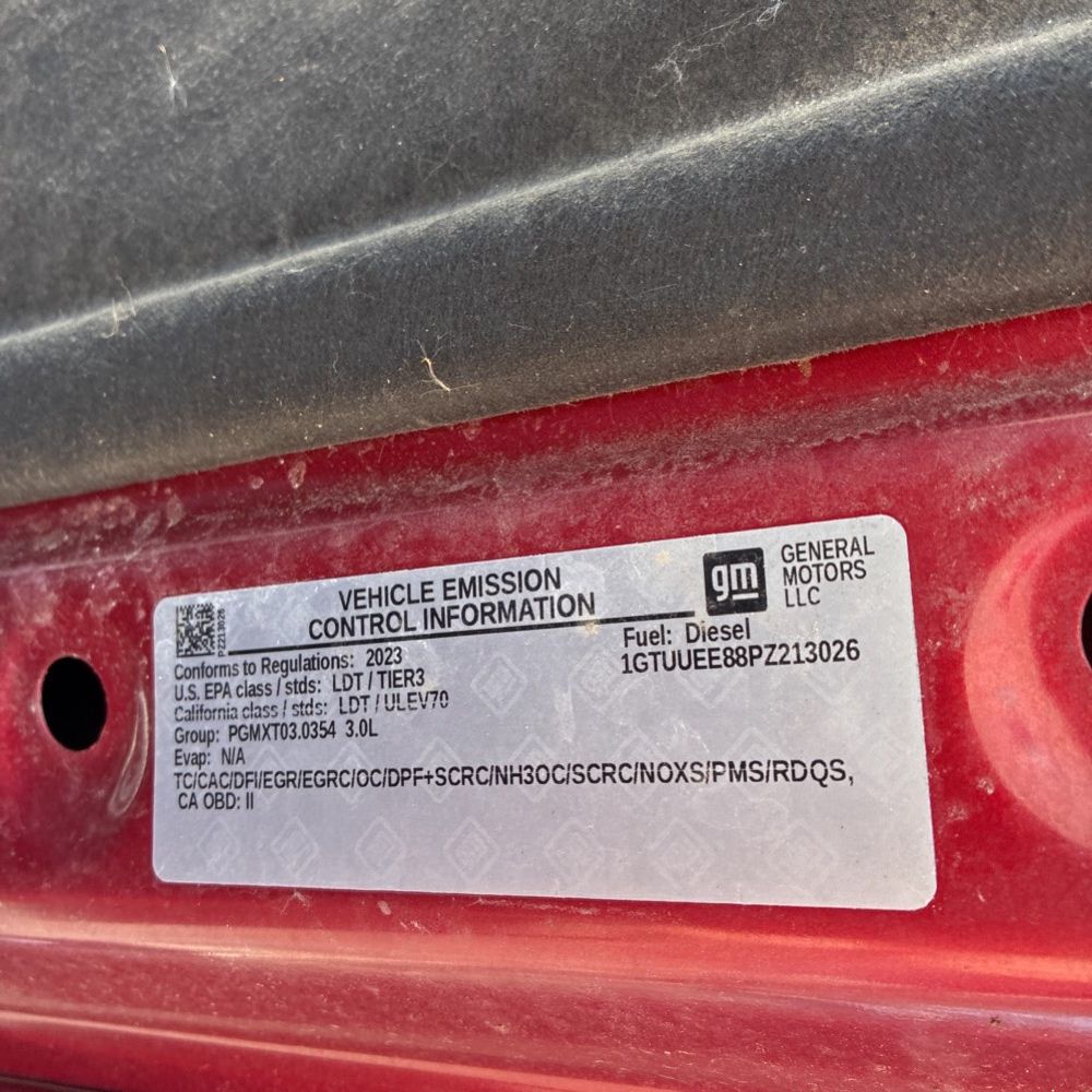 2023 GMC Sierra 1500 AT4