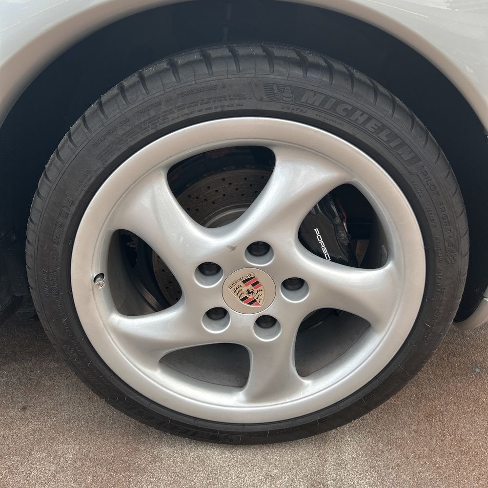1998 Porsche 911 Carrera