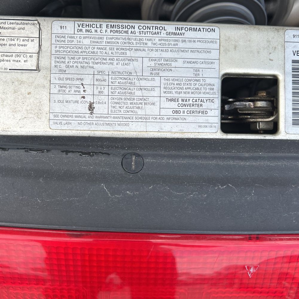 1998 Porsche 911 Carrera