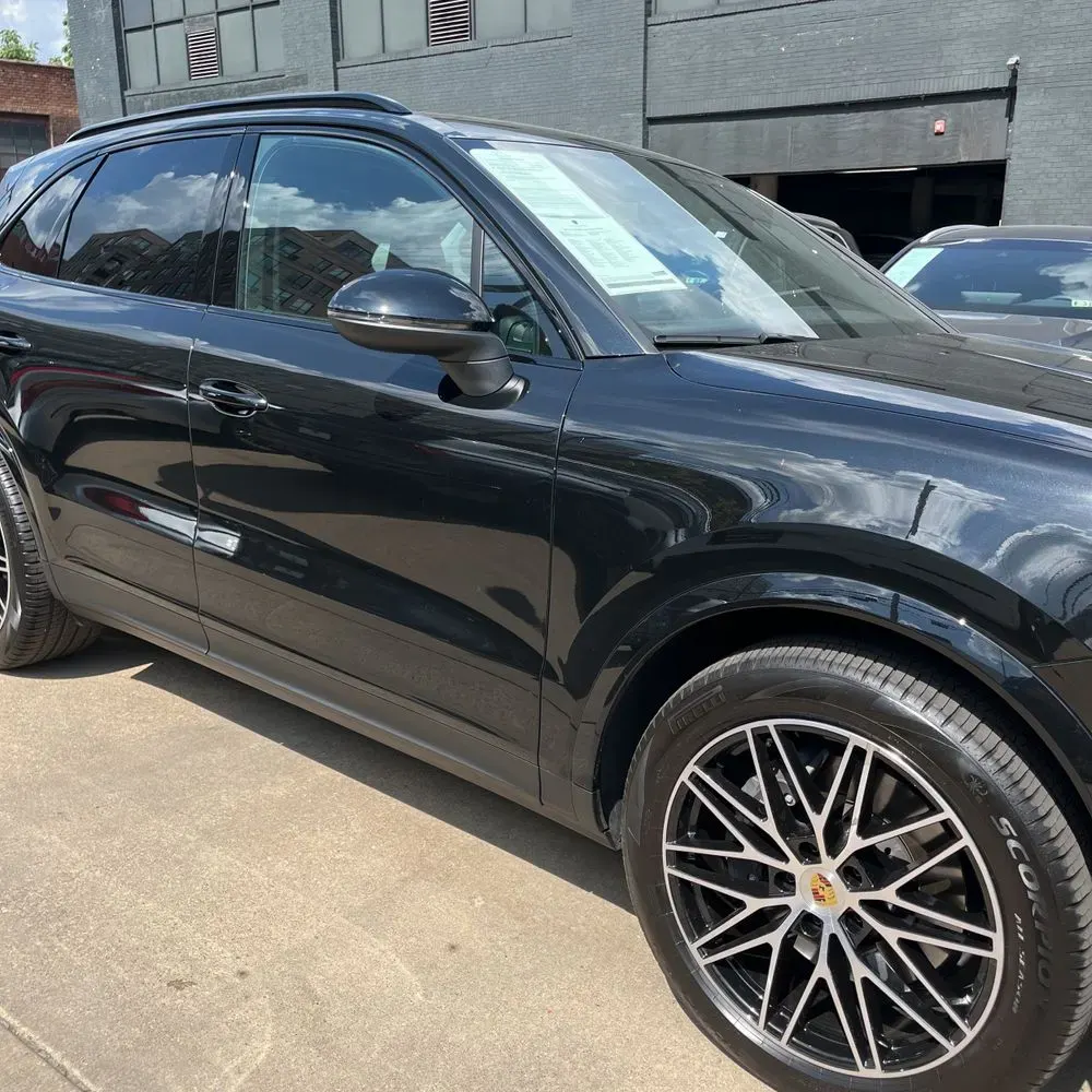2024 Porsche Cayenne Base