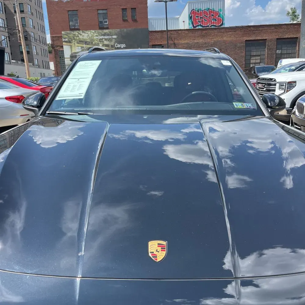 2024 Porsche Cayenne Base
