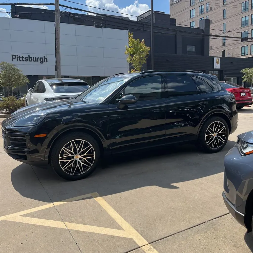 2024 Porsche Cayenne Base