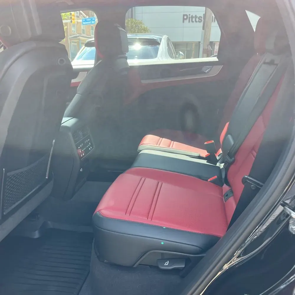 2024 Porsche Cayenne Base