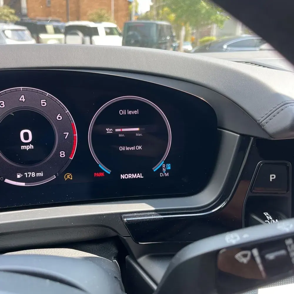 2024 Porsche Cayenne Base