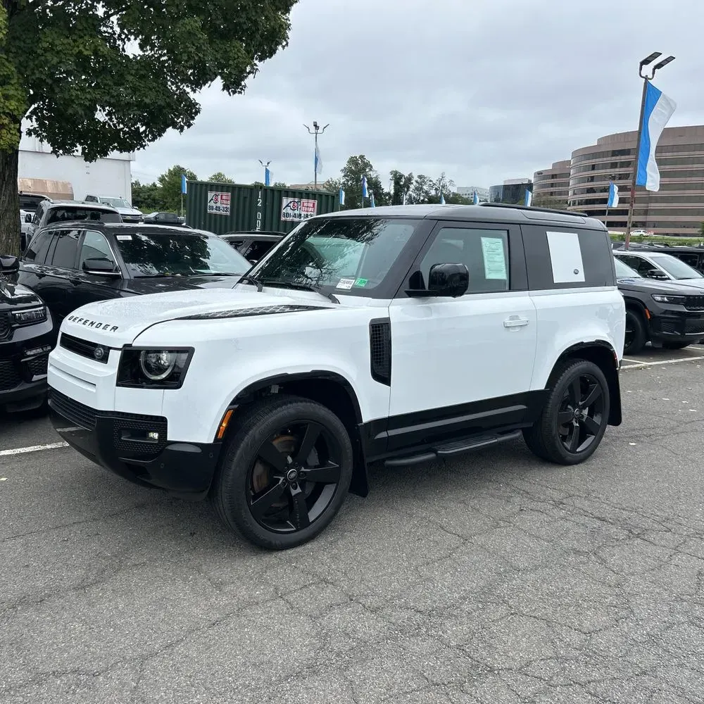 2024 Land Rover Defender 90 P400 X-Dynamic SE