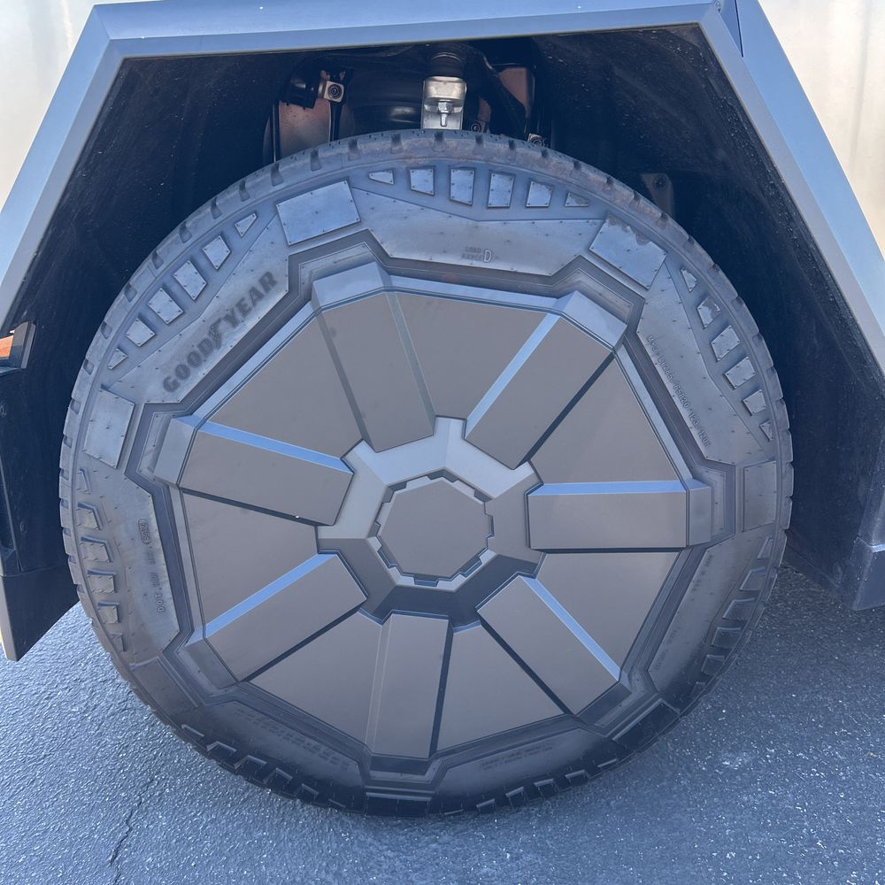 2024 Tesla Cybertruck CyberBeast