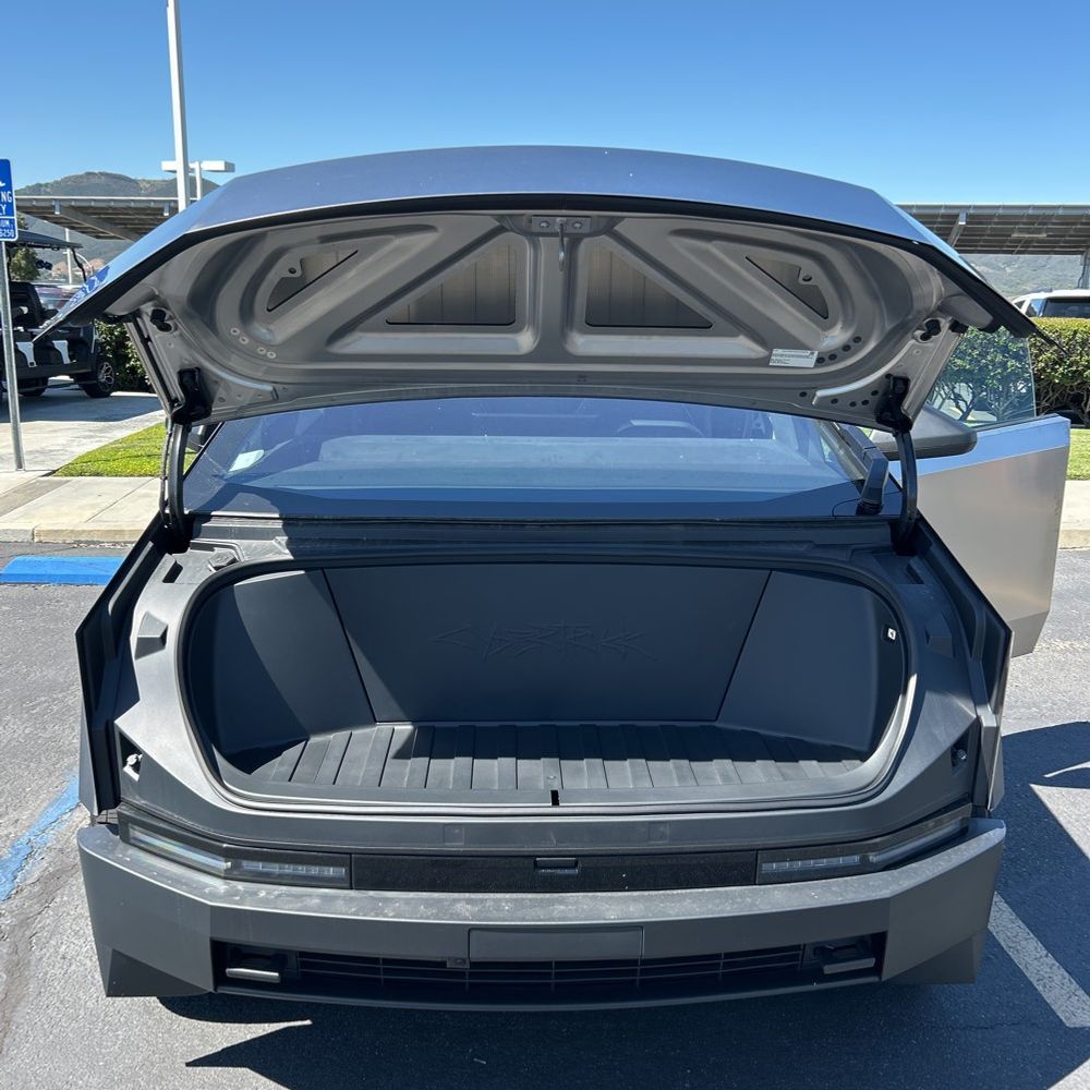 2024 Tesla Cybertruck CyberBeast