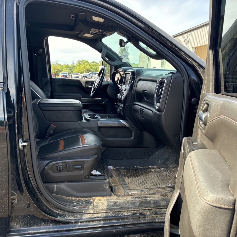 2023 GMC Sierra 3500 AT4