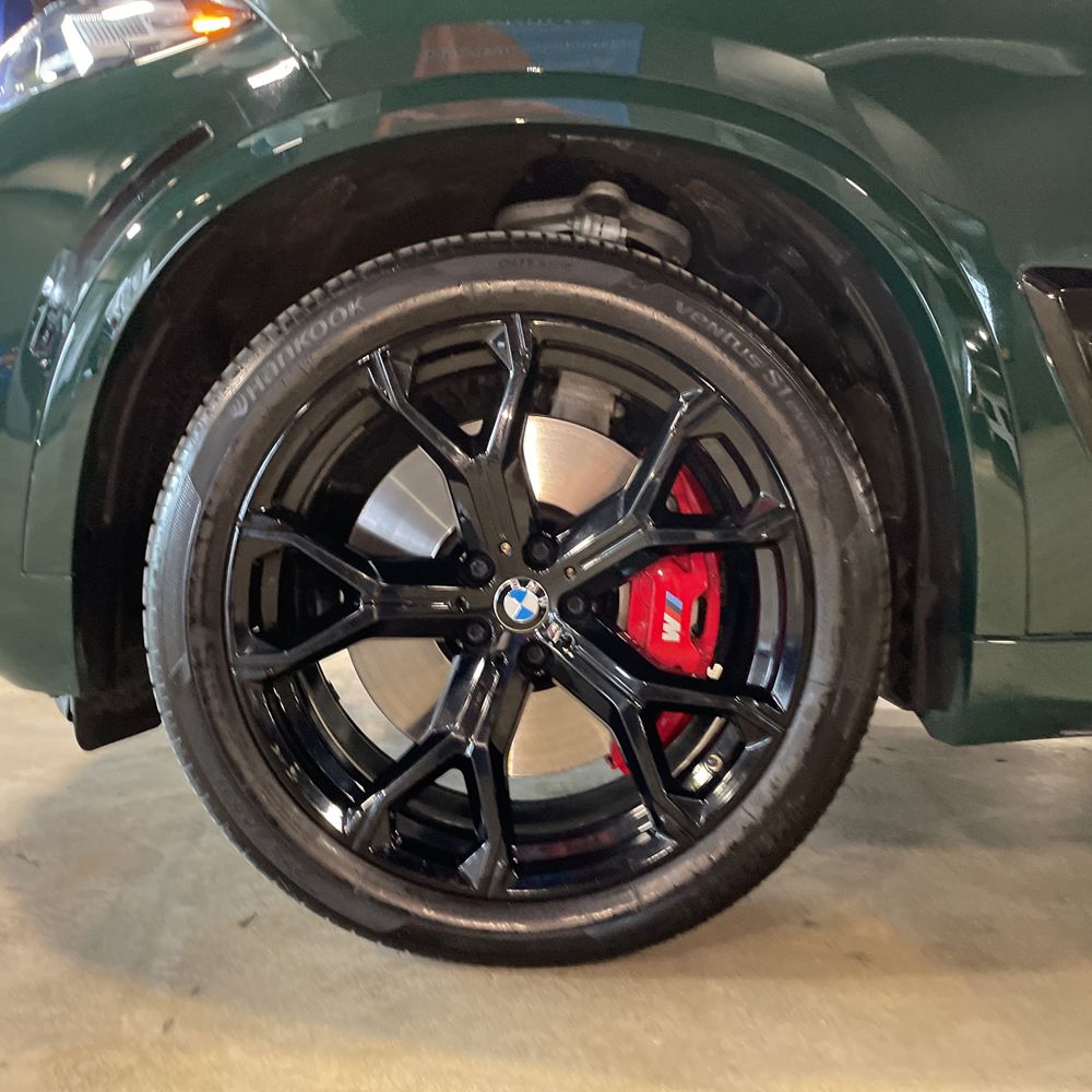 2024 BMW X5 M60i