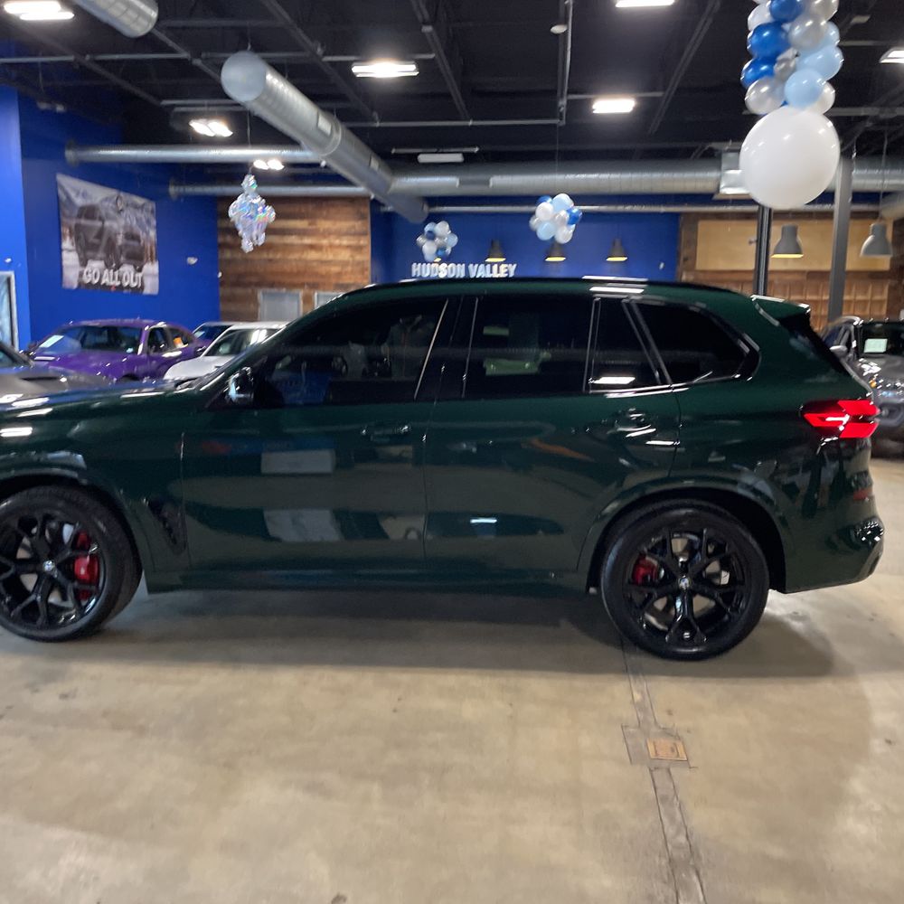 2024 BMW X5 M60i