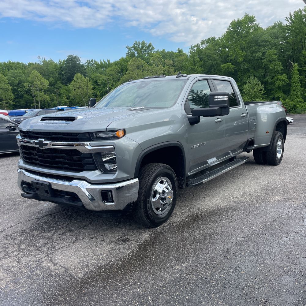 2025 Chevrolet Silverado 3500HD LT