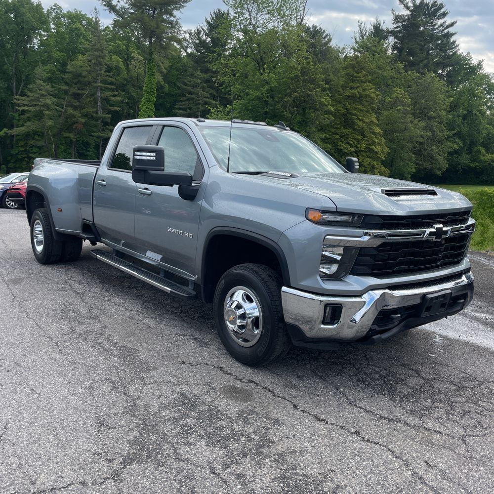 2025 Chevrolet Silverado 3500HD LT