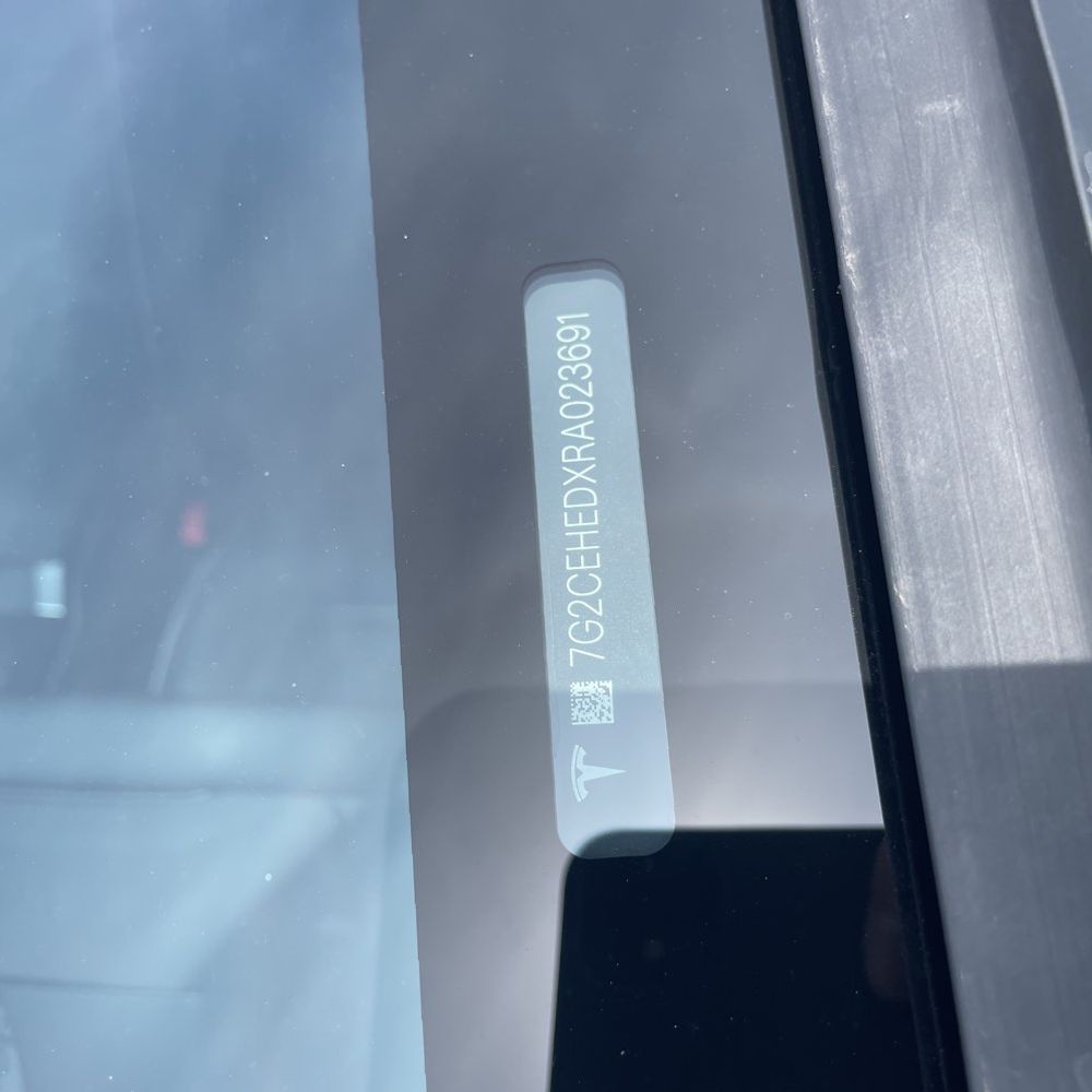 2024 Tesla Cybertruck Base