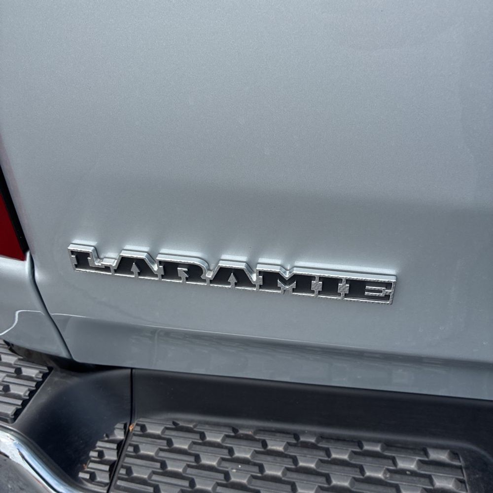 2026 Ram 1500 Laramie Crew Cab 4x4 5'7" Box