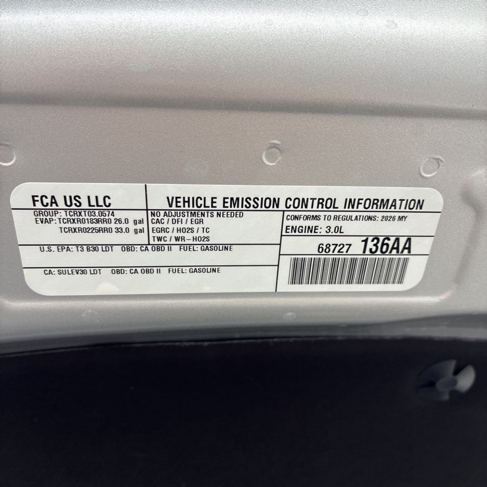 2026 Ram 1500 Laramie Crew Cab 4x4 5'7" Box