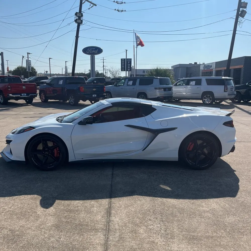2025 Chevrolet Corvette E-Ray