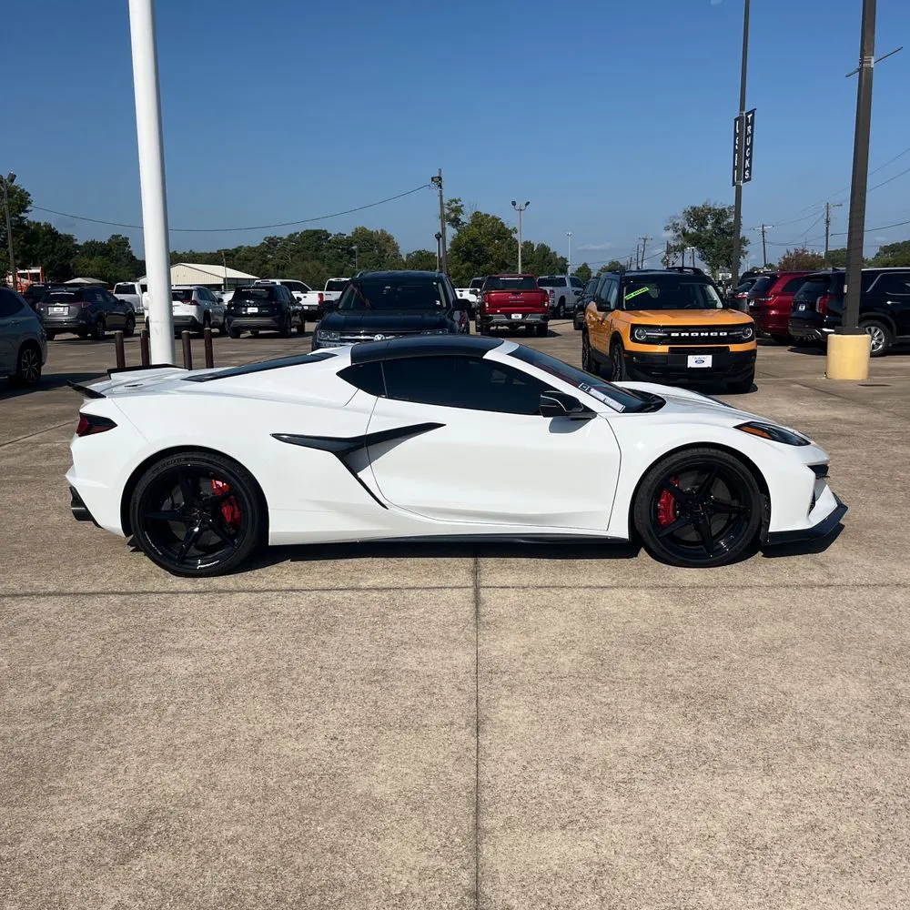 2025 Chevrolet Corvette E-Ray