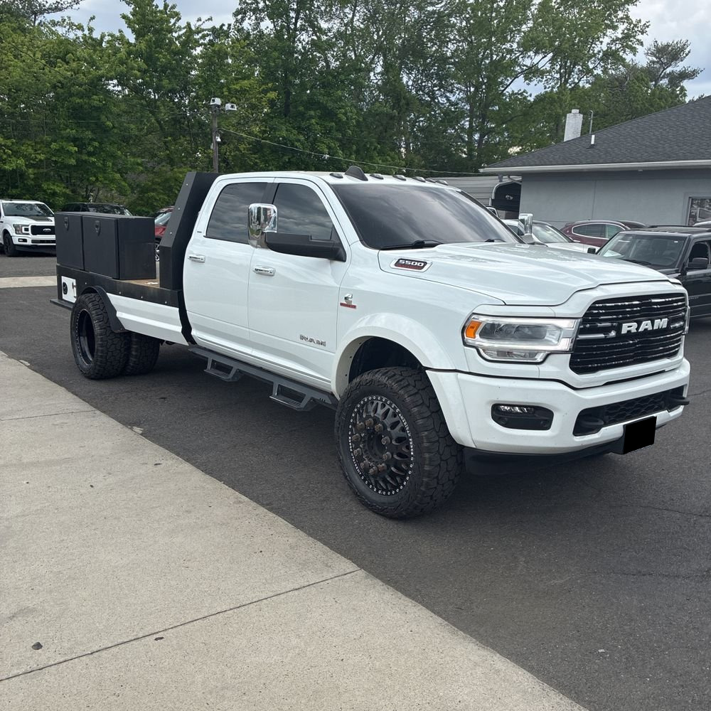 2022 Ram 5500 Chassis Tradesman/SLT/Laramie/Limited