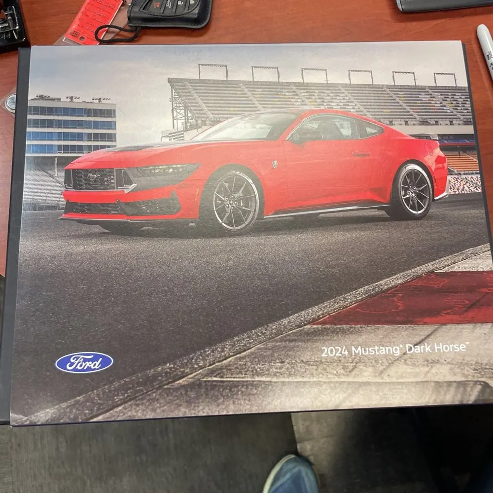 2024 Ford Mustang Dark Horse