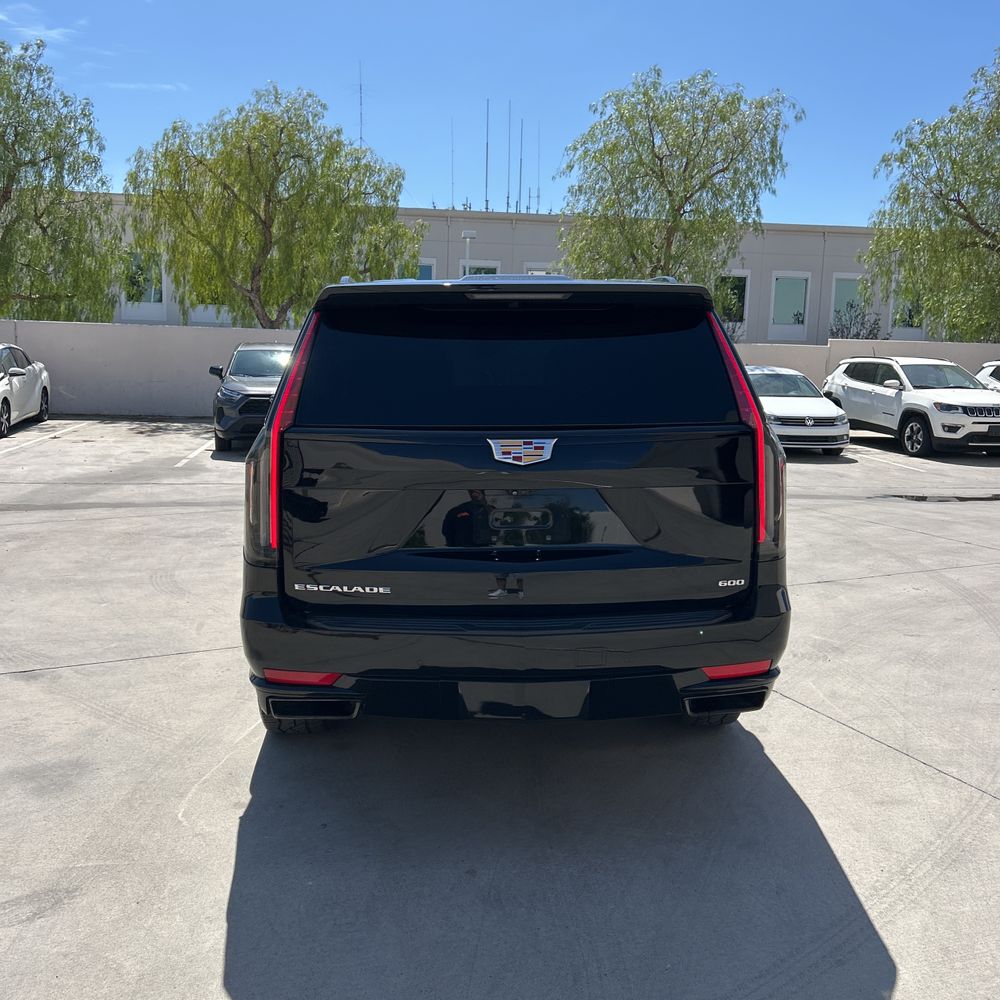 2021 Cadillac Escalade Sport Platinum