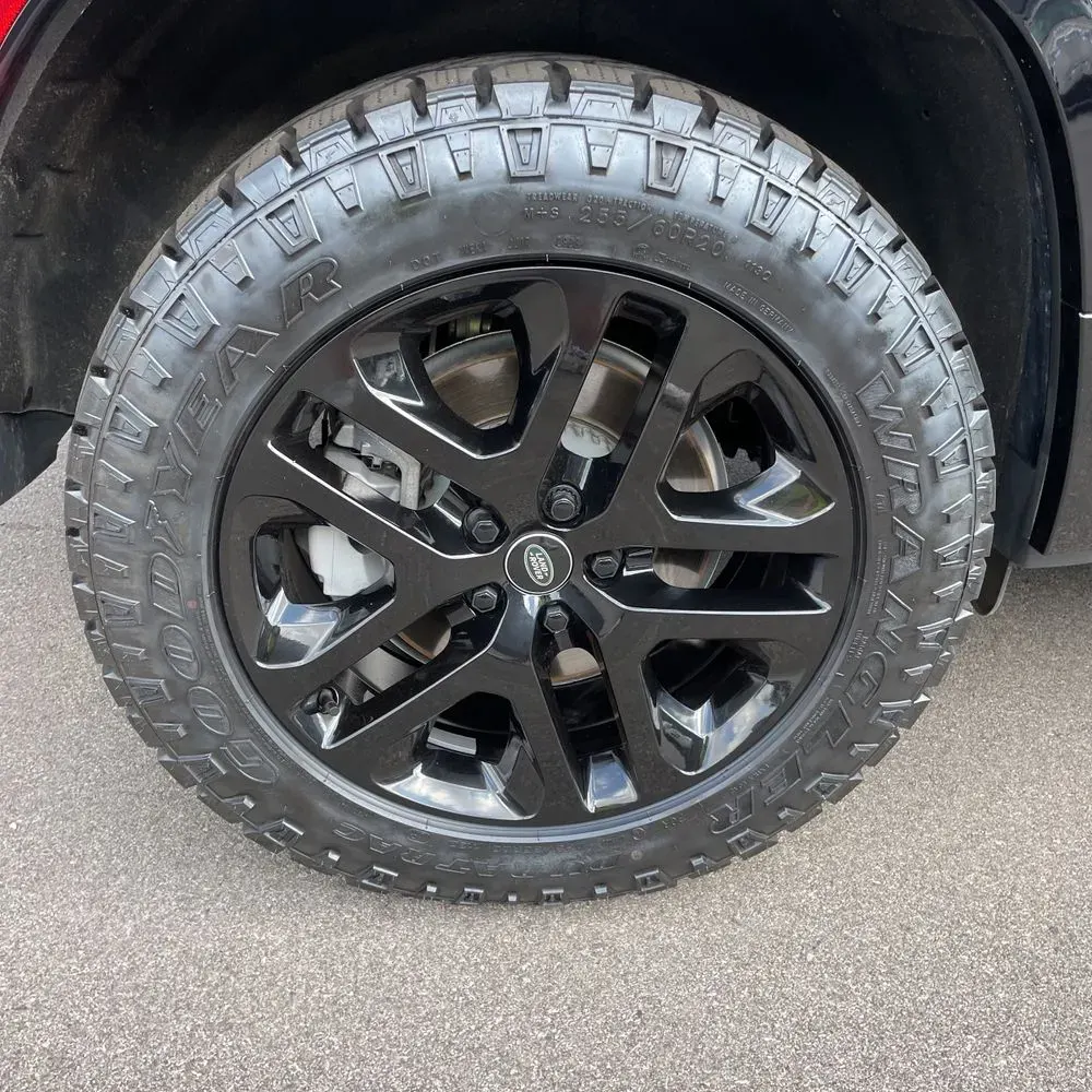 2024 Land Rover Defender 130 Outbound P400