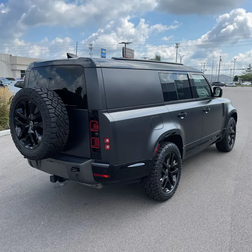 2024 Land Rover Defender 130 Outbound P400