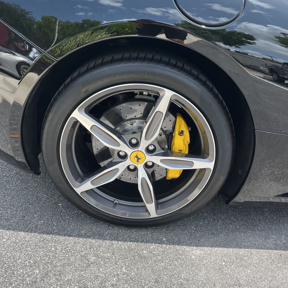 2013 Ferrari California Base