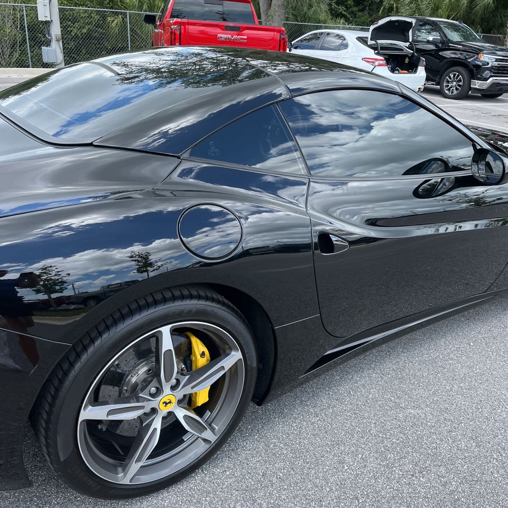 2013 Ferrari California Base
