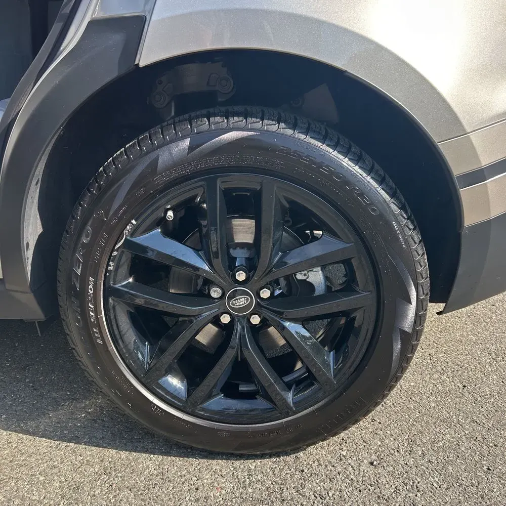 2026 Land Rover Velar  P250