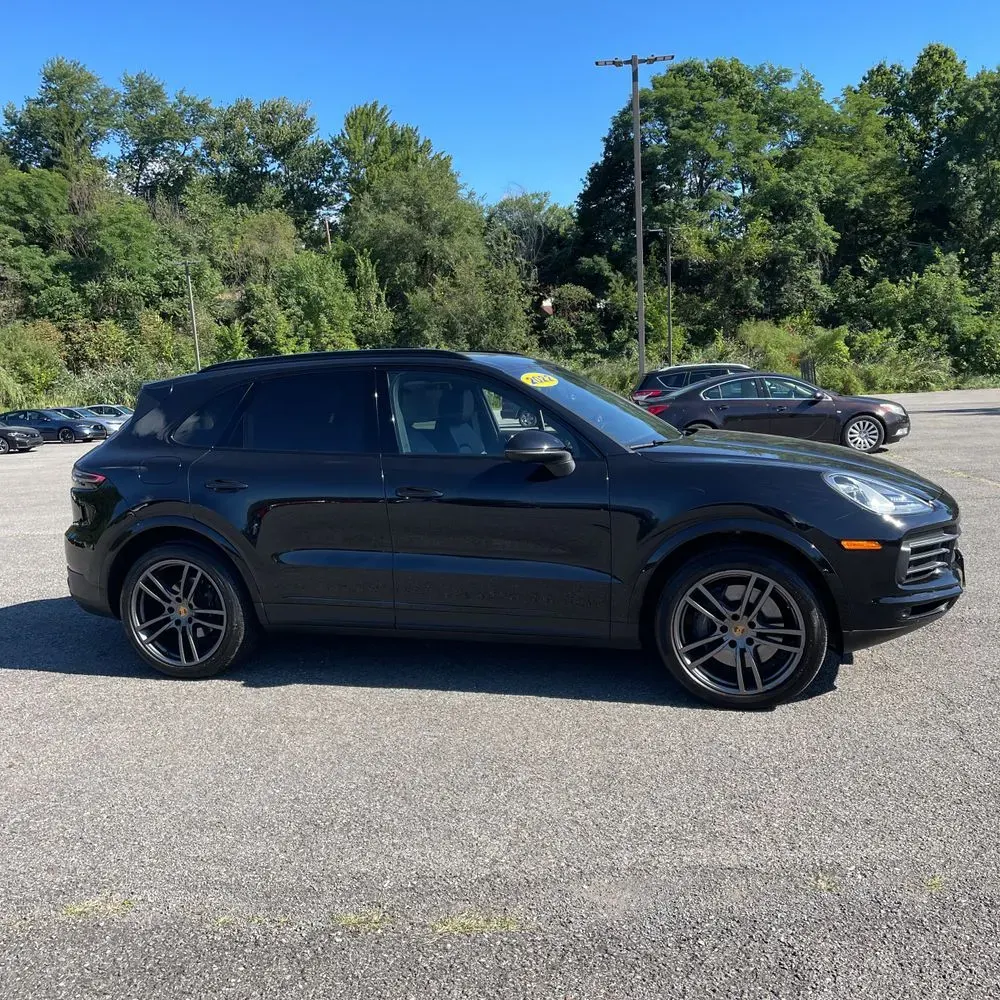 2022 Porsche Cayenne Platinum Edition