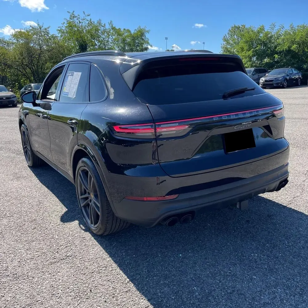 2022 Porsche Cayenne Platinum Edition