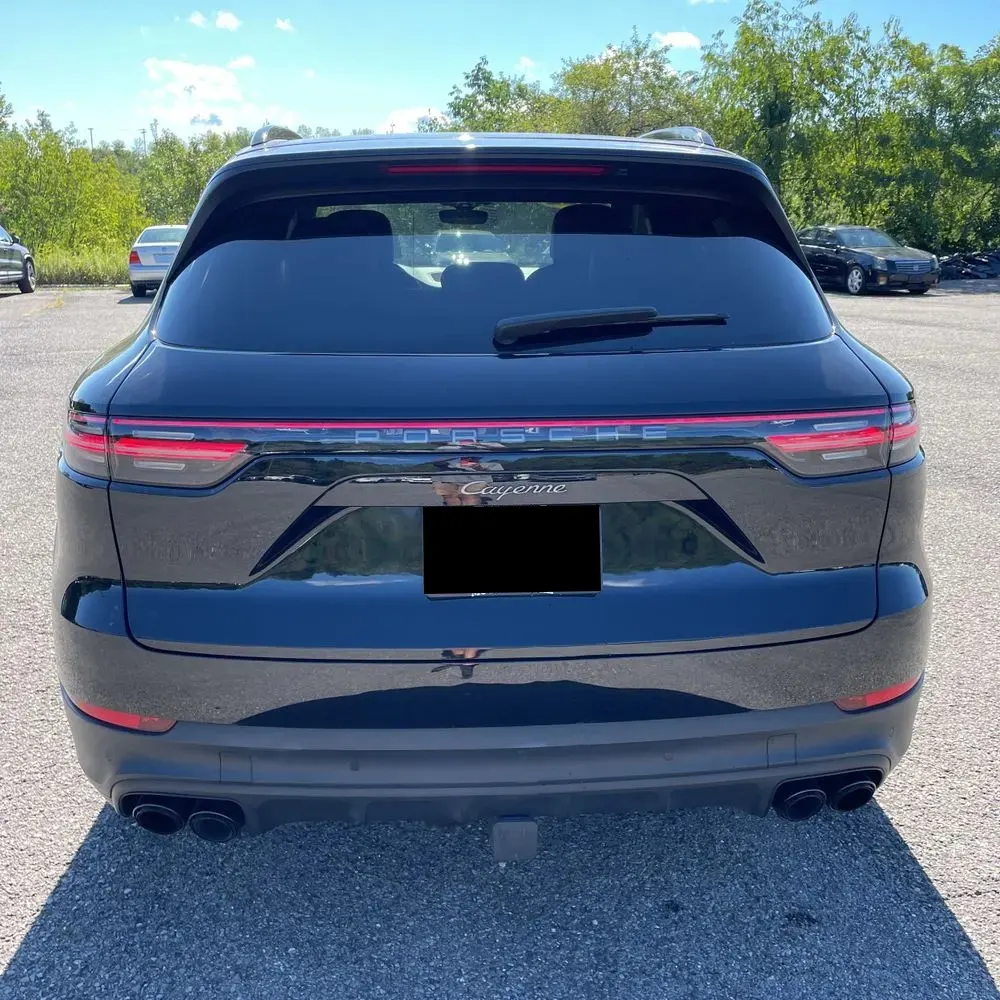 2022 Porsche Cayenne Platinum Edition
