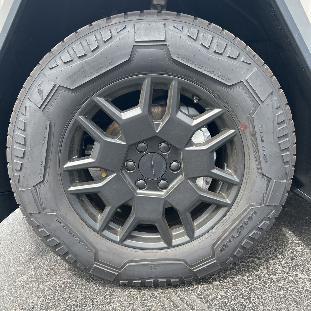 2024 Tesla Cybertruck First Edition Foundation Series