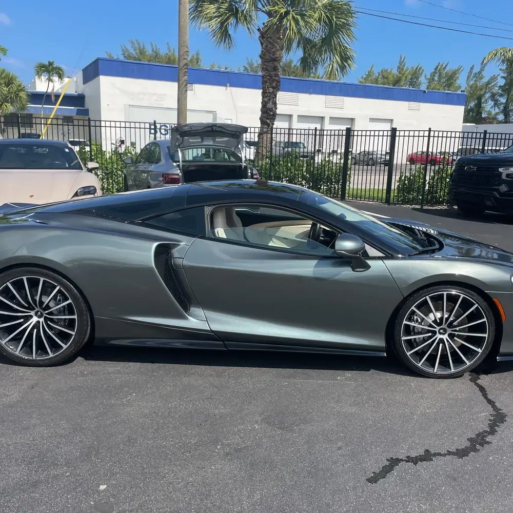 2020 Mclaren GT Base