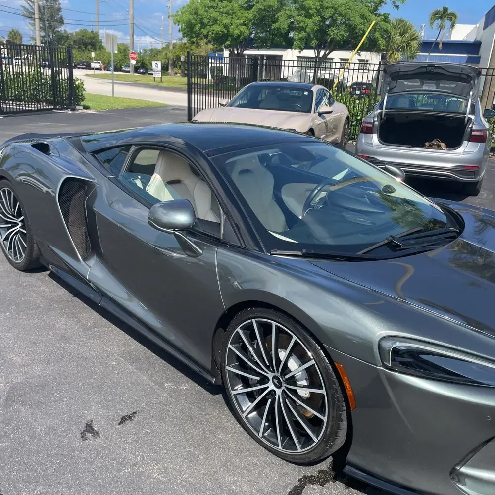 2020 Mclaren GT Base