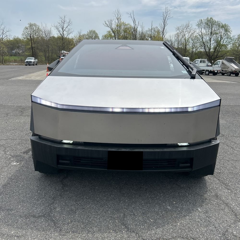 2024 Tesla Cybertruck Base
