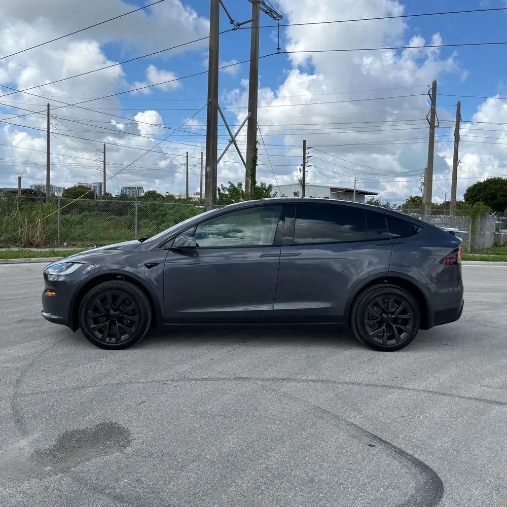 2023 Tesla Model X Long Range