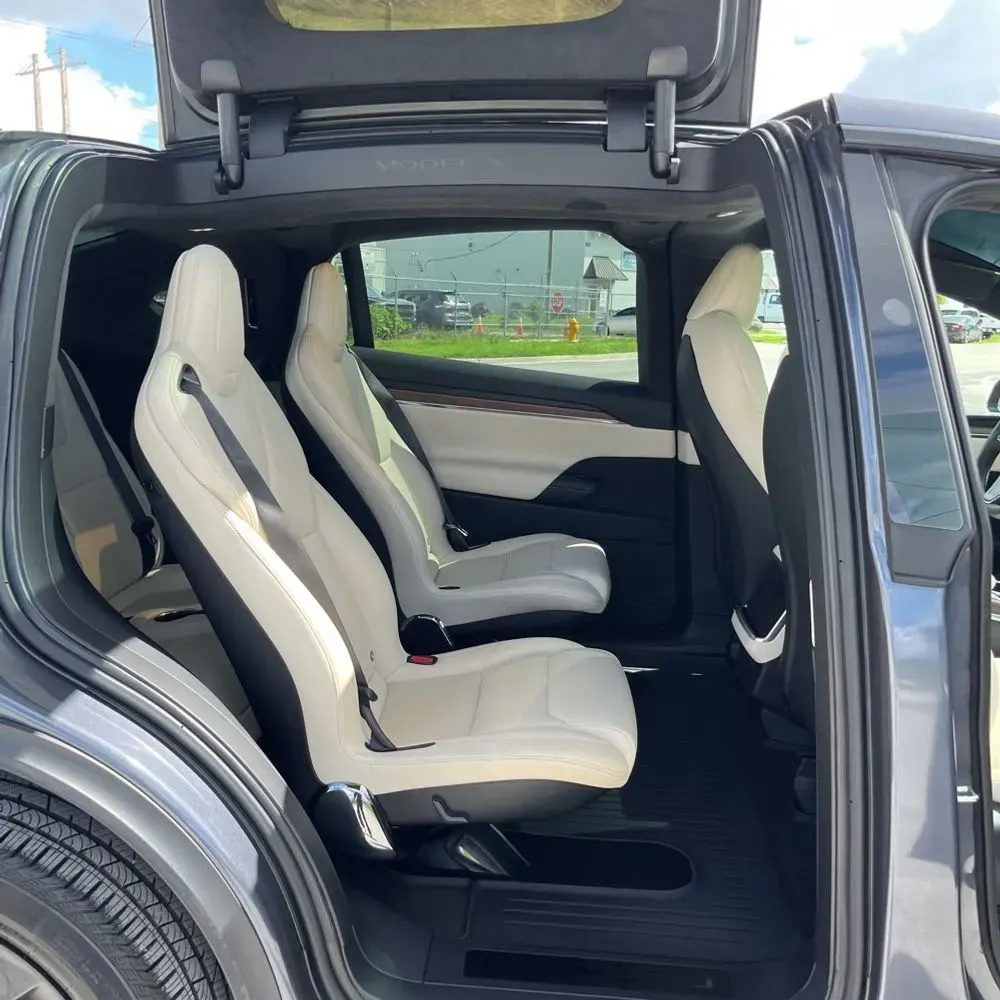 2023 Tesla Model X Long Range