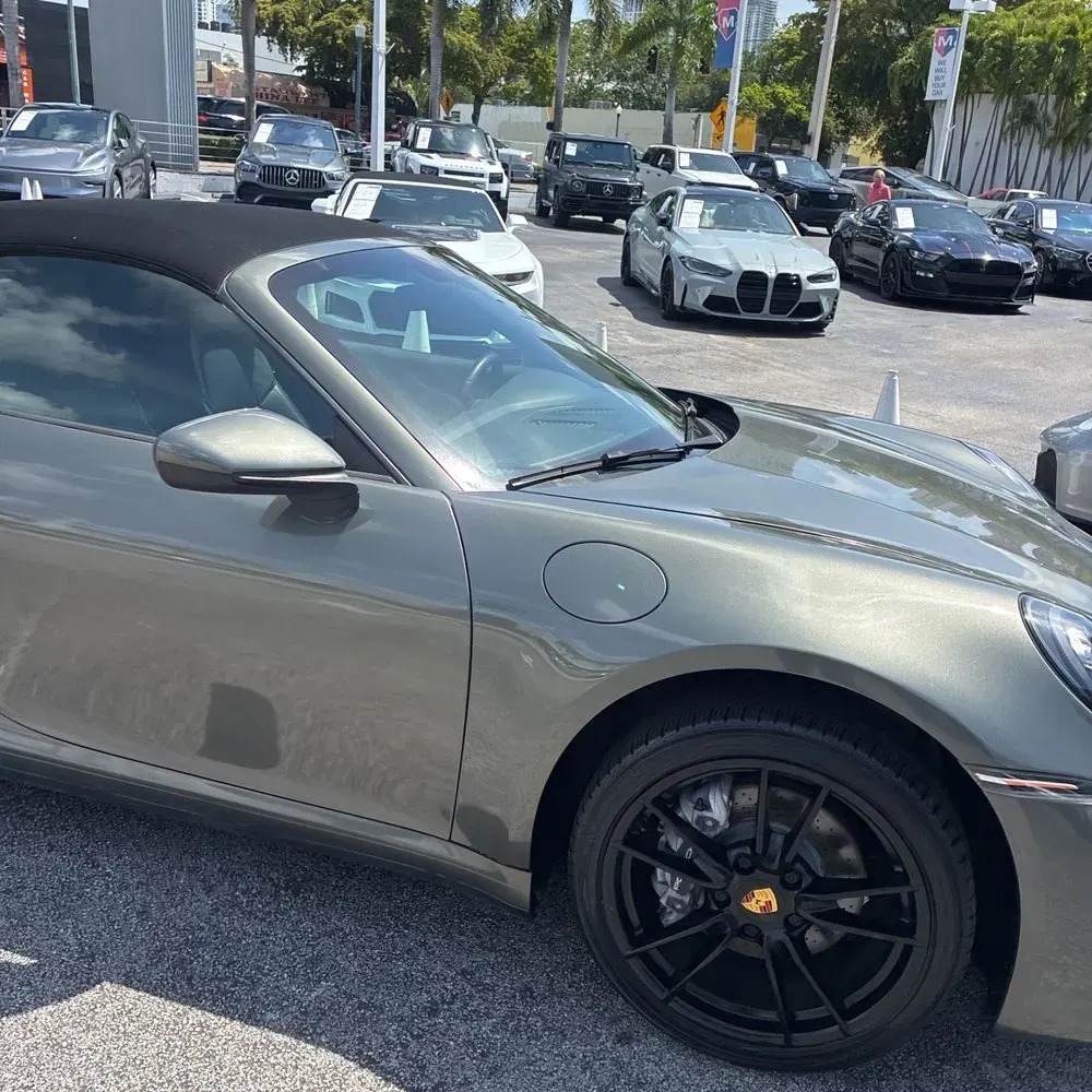 2020 Porsche 911 Carrera Cabriolet