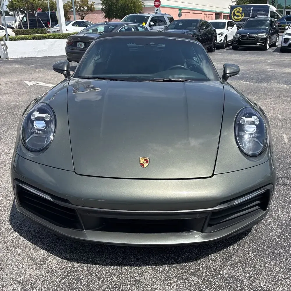 2020 Porsche 911 Carrera Cabriolet