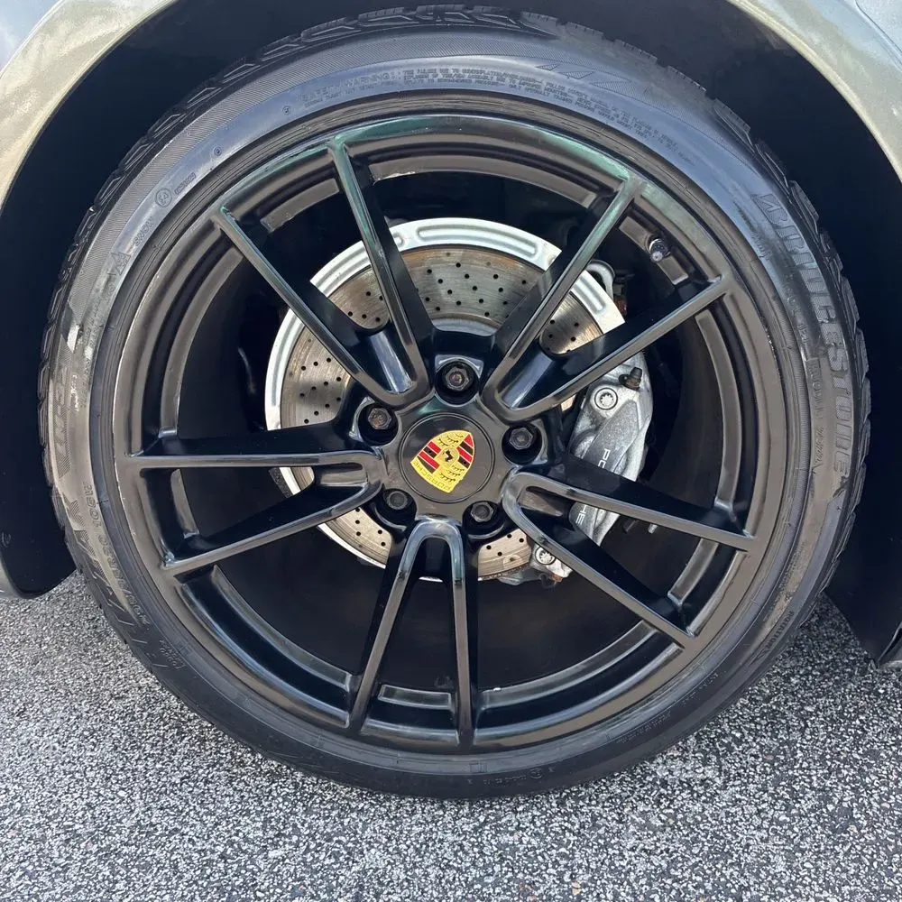 2020 Porsche 911 Carrera Cabriolet
