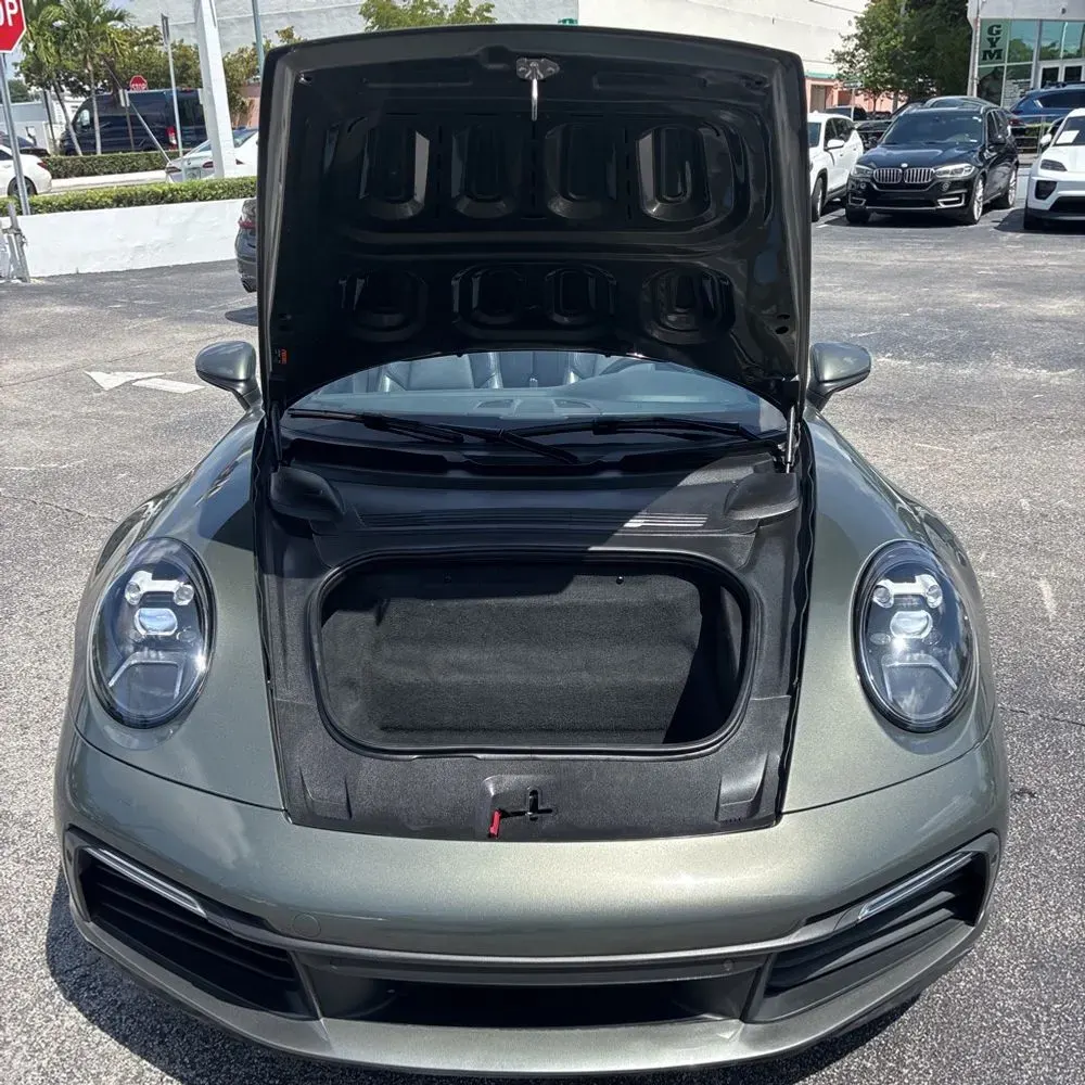 2020 Porsche 911 Carrera Cabriolet