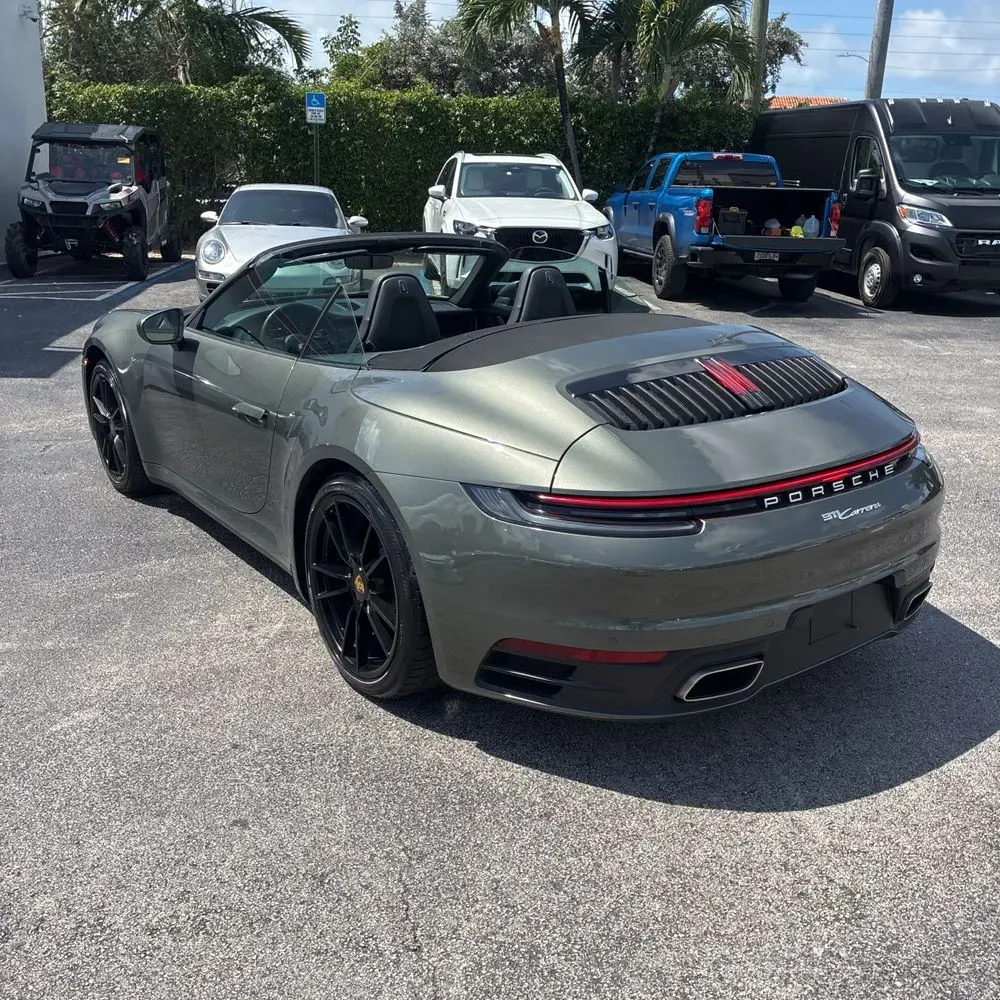 2020 Porsche 911 Carrera Cabriolet