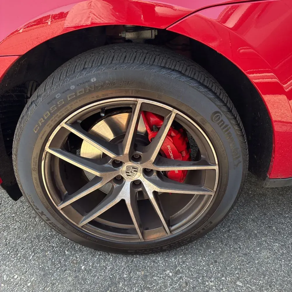 2022 Porsche Macan S